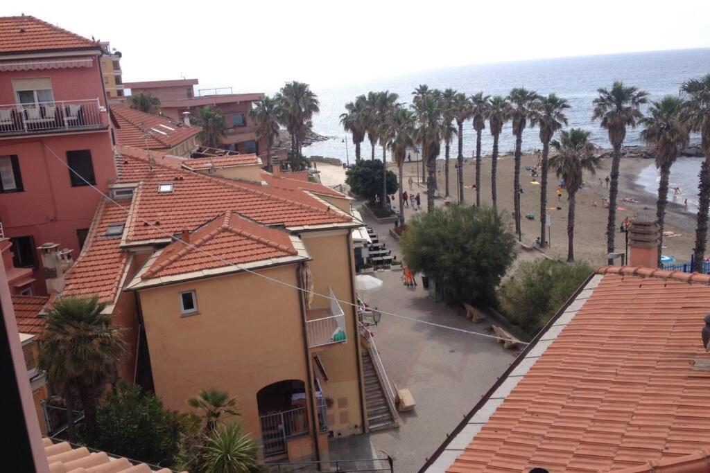 Torretta Del Mare A San Lorenzo San Lorenzo al Mare Dış mekan fotoğraf